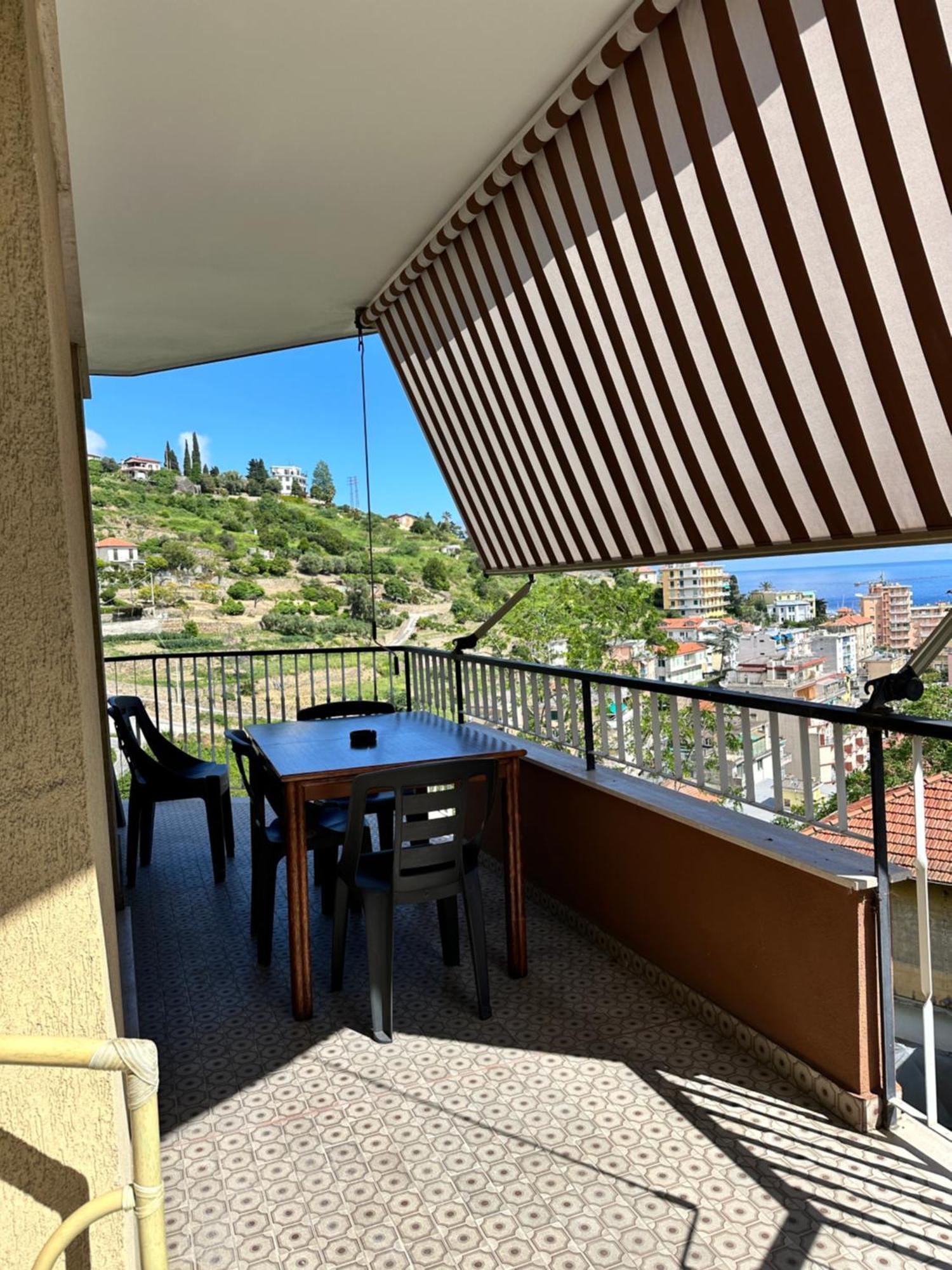 Appartamento Vista Mare, Sanremo Luaran gambar